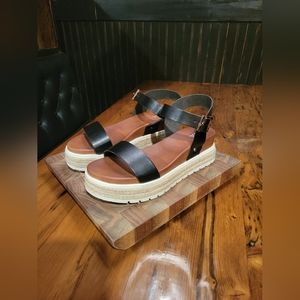 MIA Faustina Rope Wrapped Platform Wedge NWT 8.5